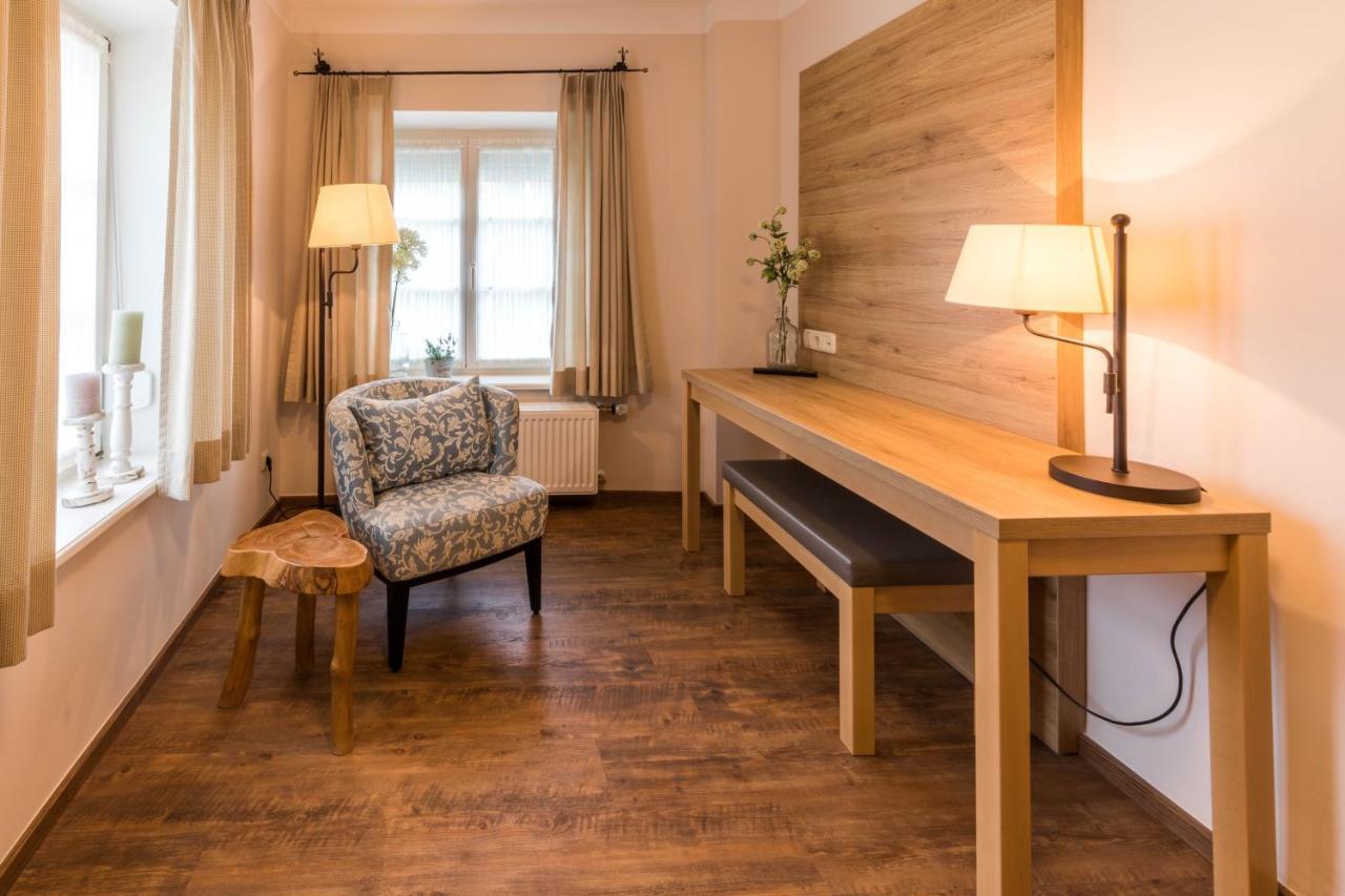 Brauereigasthof Und Hotel Maierbraeu Altomünster Exteriör bild